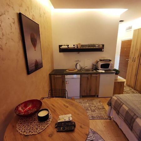 Obilic Apartmani Belgrado Esterno foto