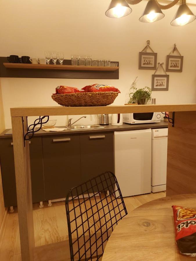 Obilic Apartmani Belgrado Esterno foto