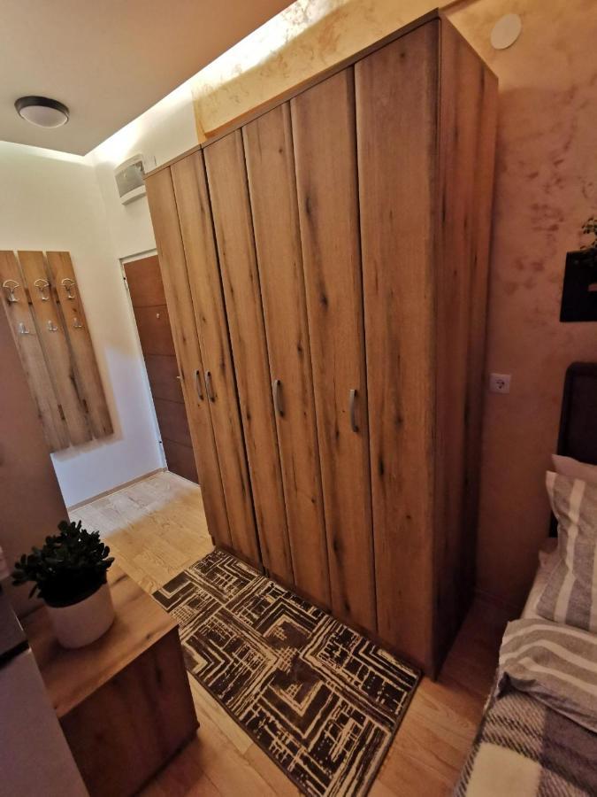 Obilic Apartmani Belgrado Esterno foto